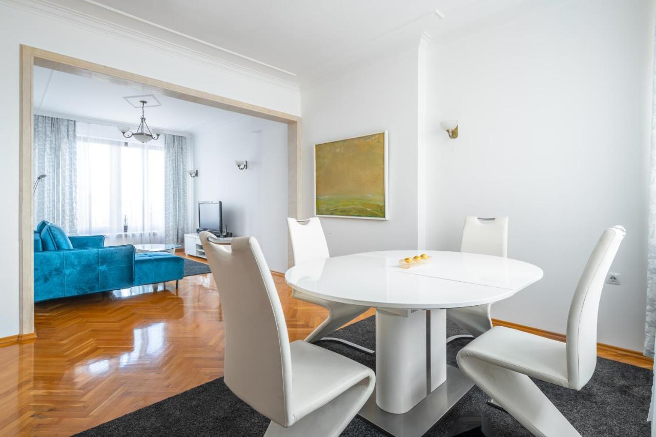 Vitosha Str 2Bd White & Blue Apt By Flat Mаnager София Экстерьер фото